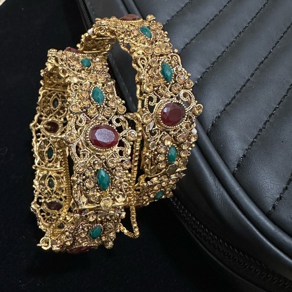 Jewelry - Multi stone Bangles